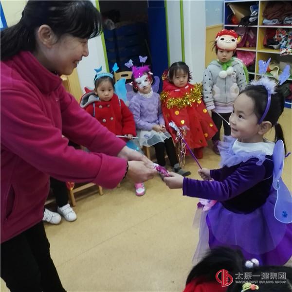 幼儿园万圣节狂欢派对火热开启